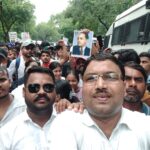 NEET पेपर लीक के विरोध में जंतर-मंतर पर छात्रों का प्रदर्शन, गरियाबंद से AAP जिलाध्यक्ष चमन यादव टीम सहित हुए शामिल,