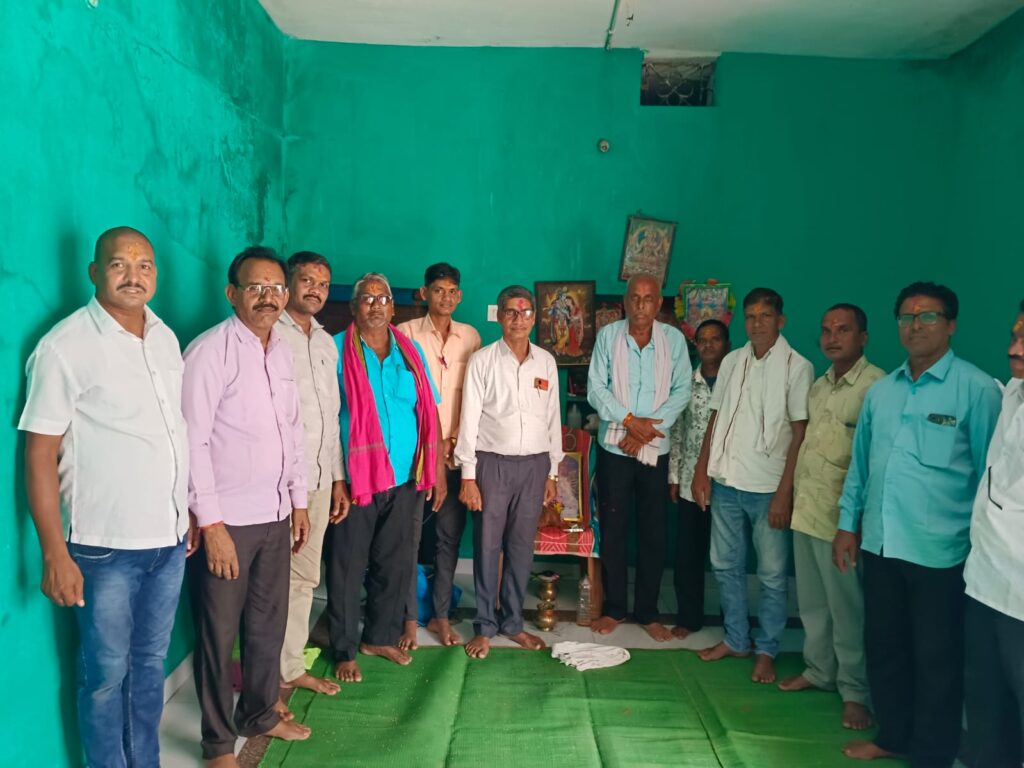 छत्तीसगढ़ कलार समाज परिक्षेत्र छुरा की आवश्यक बैठक दादरगांव में संपन्न, नई कार्यकारिणी का हुआ मनोनयन,