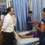 बिलासपुर जिला अस्पताल का औचक निरीक्षण: कलेक्टर संजय अग्रवाल ने डॉक्टरों को लगाई फटकार, मरीजों की सुविधाओं का लिया जायजा