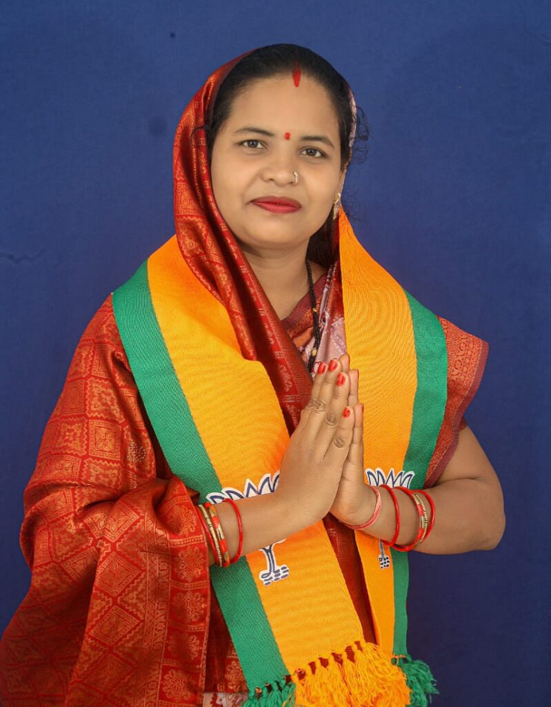 रोते हुए माता-पिता की पीड़ा ने झकझोरा”: नगर पंचायत अध्यक्ष लुकेश्वरी थानसिंग निषाद ने छेड़ी नशा और जुआ के खिलाफ मुहिम,