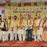 विश्व आदिवासी दिवस पर गरियाबंद में गरजा आदिवासी समाज, संजय सिंह और अमित बघेल बोले—“झुकेंगे नहीं, जेल जाने को तैयार,