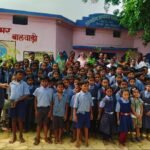 टेंगनाबासा मिडिल स्कूल में “एक पेड़ मां के नाम – मोर स्कूल हरियर स्कूल” अभियान के तहत हुआ पौधरोपण, 