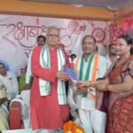 रक्षाबंधन समारोह में उमड़ा मातृशक्ति का सैलाब, 2100 से अधिक बहनों ने पूर्व मुख्यमंत्री भूपेश बघेल को बांधी राखी