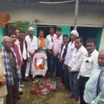 स्वर्गीय धनीराम यादव की शोकसभा में पहुंचे प्रदेश पदाधिकारी, पुष्पांजलि अर्पित कर परिजनों को बंधाया ढांढस