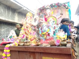 गणपति बप्पा मोरया, अगले बरस तू जल्दी आ… विधि-विधान से किया गया गणेश प्रतिमा का विसर्जन
