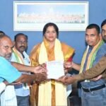 विधायक कविता प्राण लहरे से मिला केवट निषाद समाज प्रमुख-युधिष्ठिर नायक