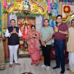 शारदीय नवरात्रि पर भक्तिमय हुआ बसना, विधायक डॉ. संपत अग्रवाल ने सपरिवार किए मां दुर्गा के दर्शन; क्षेत्र की सुख-समृद्धि के लिए मांगा आशीर्वाद