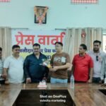 बलौदाबाजार प्रेस क्लब परिवार ने केक काटकर मनाया पत्रकार दलजीत सिंह चावला का जन्मदिन