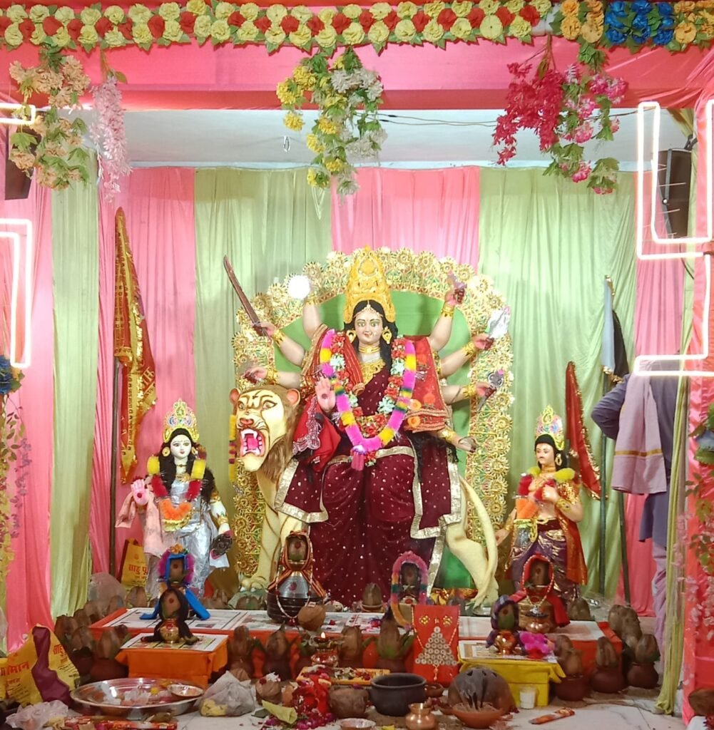 सोनपुर में नवदुर्गा उत्सव समिति का भव्य महाभंडारा, हजारों श्रद्धालुओं ने ग्रहण किया प्रसाद