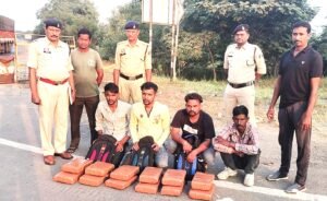 महासमुंद पुलिस की बड़ी कार्रवाई: ऑपरेशन निश्चय के तहत 27.590 किलो गांजा के साथ राजस्थान के 4 तस्कर गिरफ्तार
